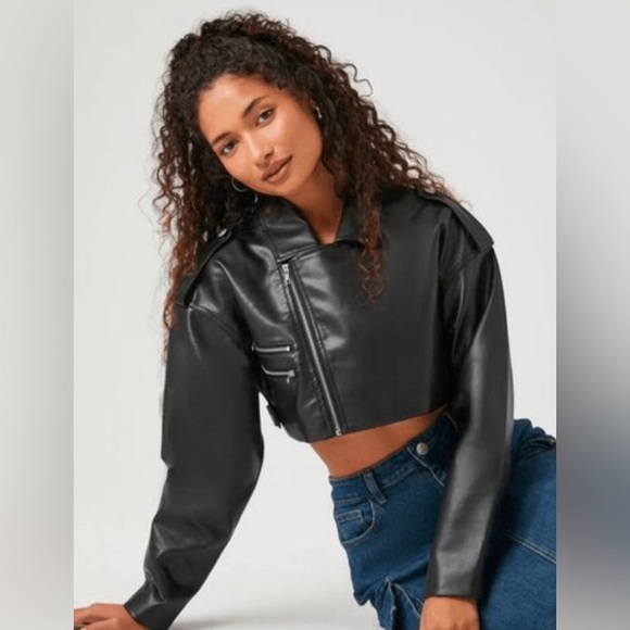 Forever 21 Faux Leather Cropped Moto Jacket - Size M - Picture 1 of 6